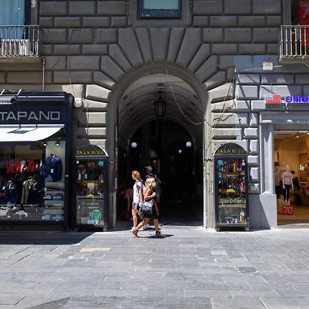 Grandapartments Via Toledo Napoli Exterior photo